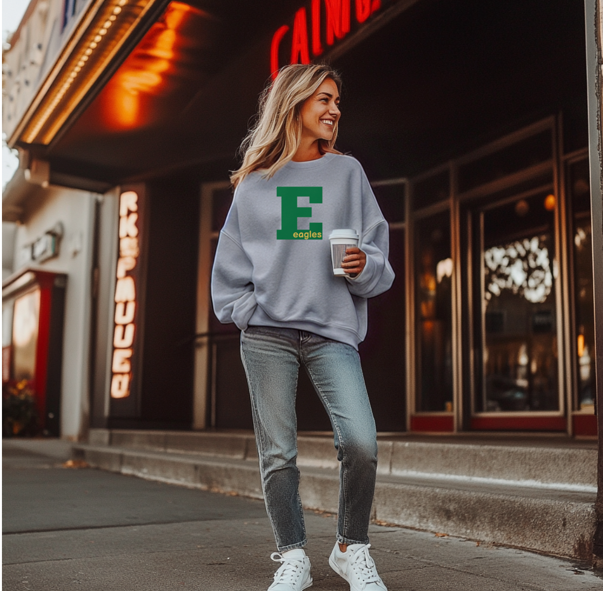 the GIANT E eversole crewneck sweatshirt